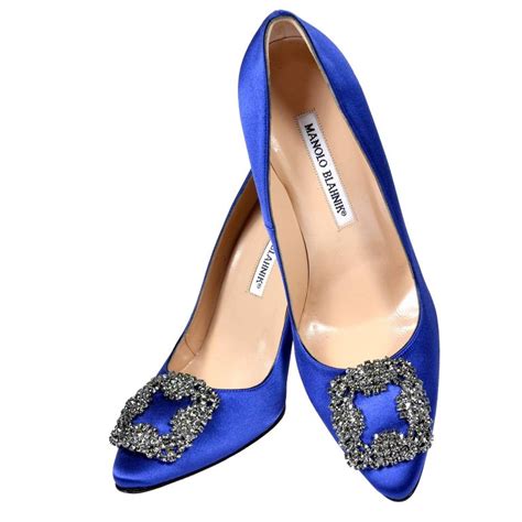 carrie bradshaw blue shoes replica|carrie bradshaw favorite shoes.